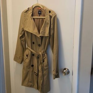 Gap Trench size small